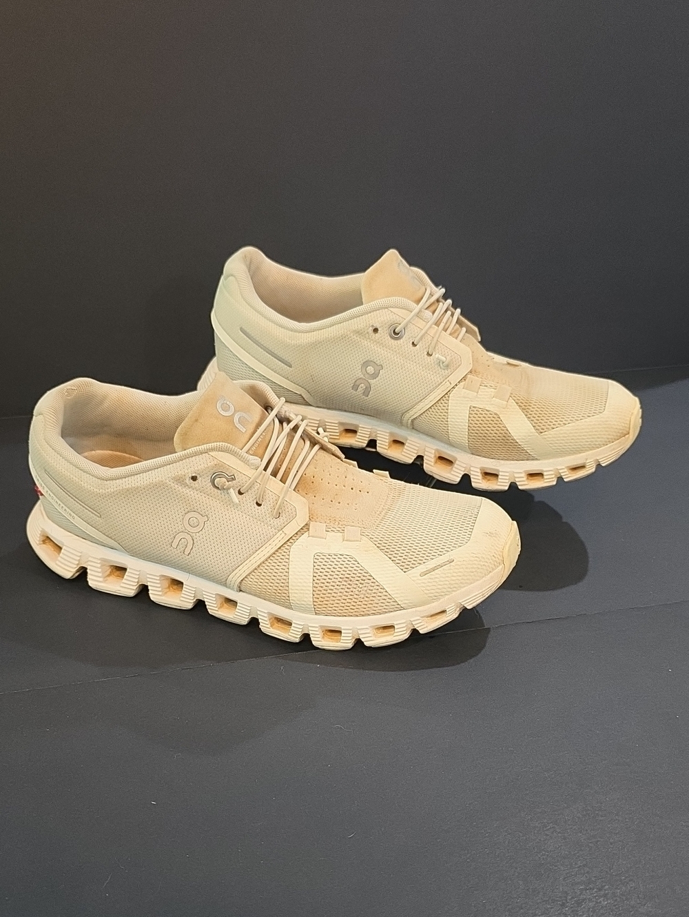 On Running Cloud Women's Neutral Beige Cloud-Style Sneakers Size 9.5